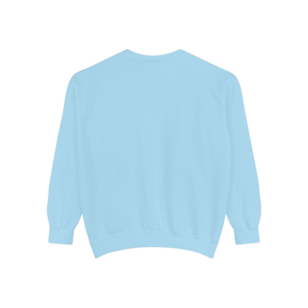 Minimal White Sweatshirt — Classic Garment-Dyed Crewneck