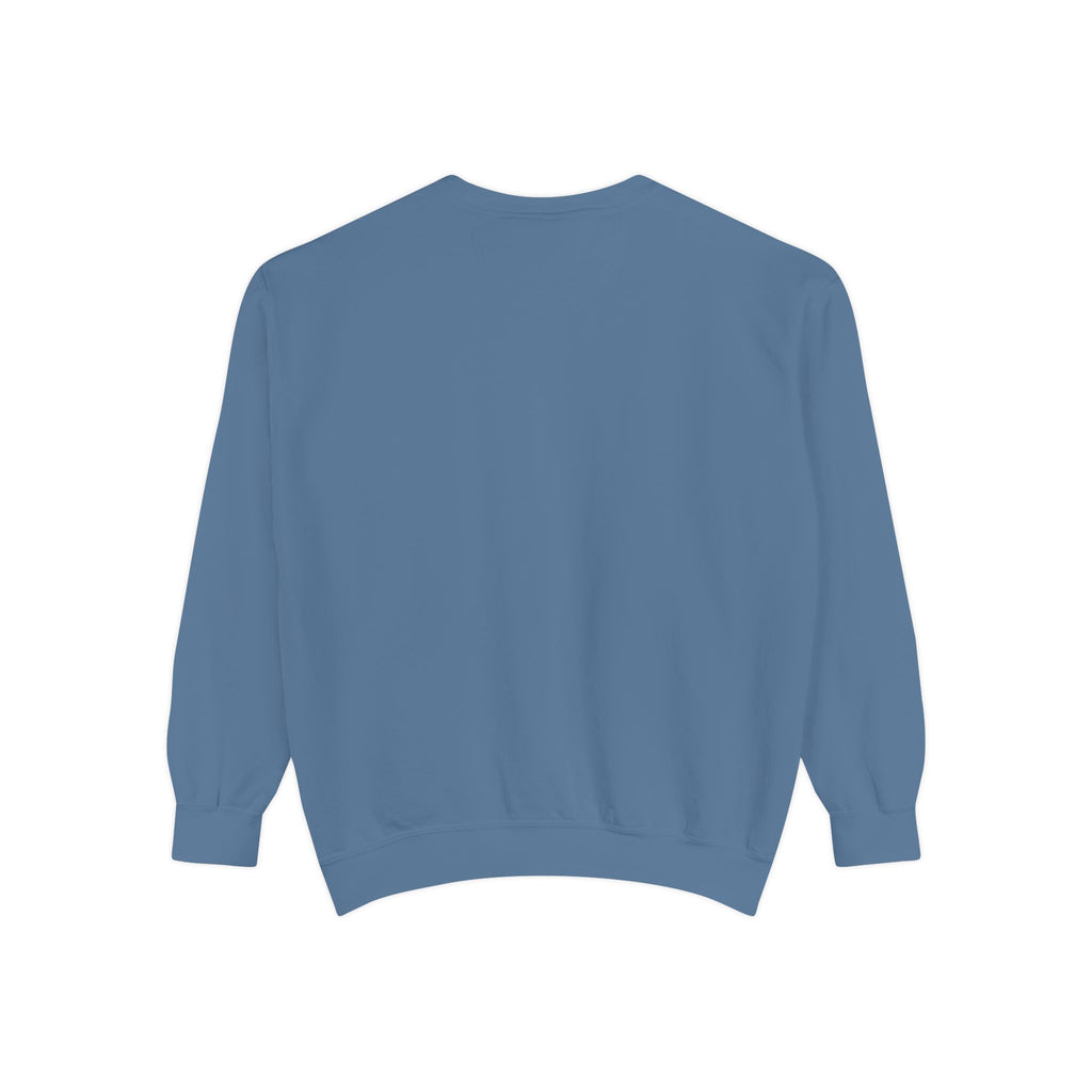 Minimal White Sweatshirt — Classic Garment-Dyed Crewneck