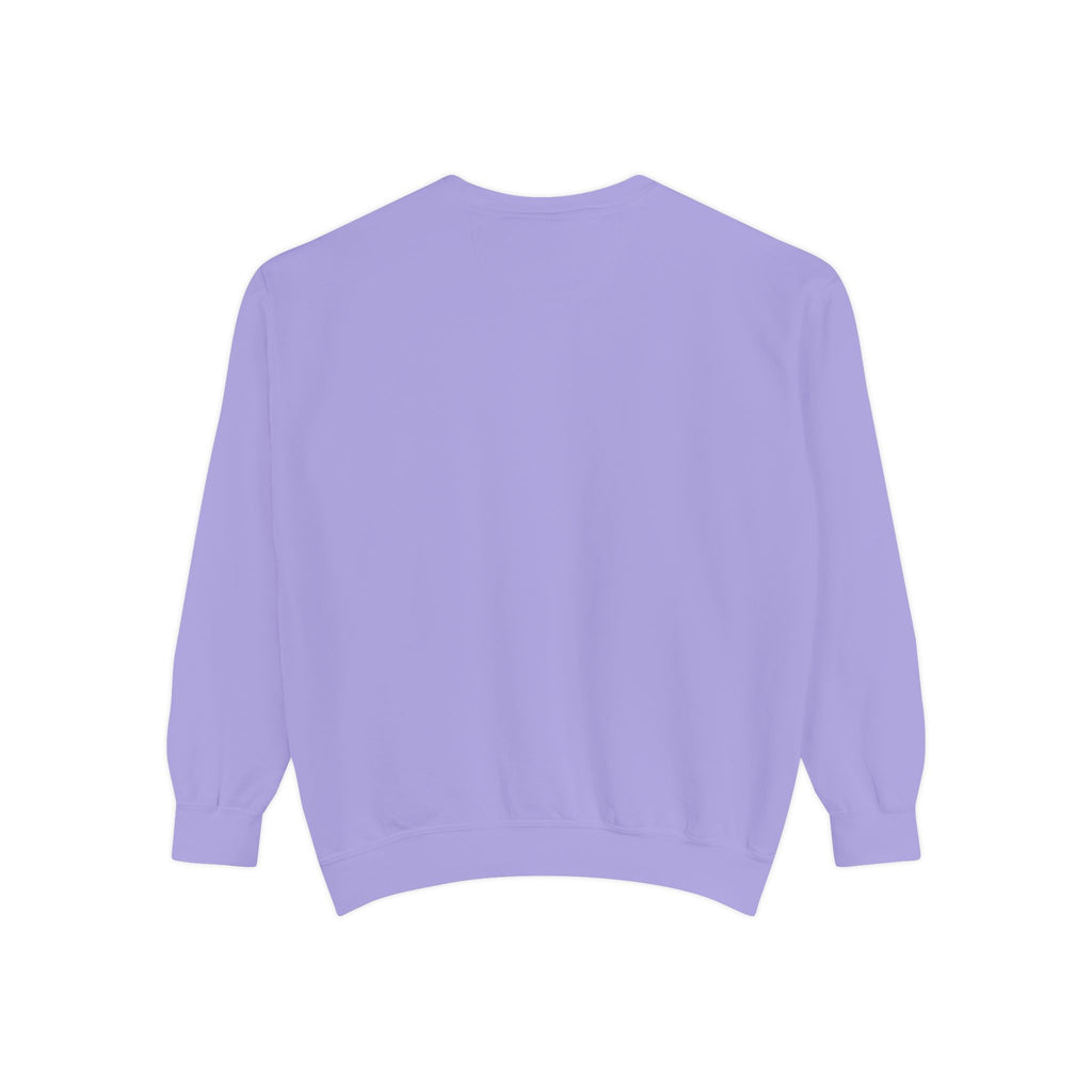 Minimal White Sweatshirt — Classic Garment-Dyed Crewneck